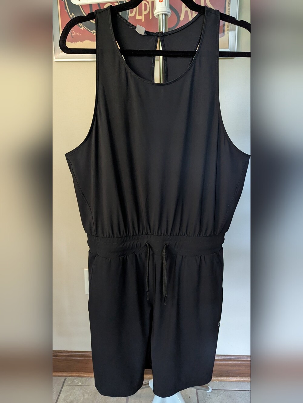 $35 Sweaty Betty Women's Size L/US 10 - Explorer Racerback Romper Black EUC